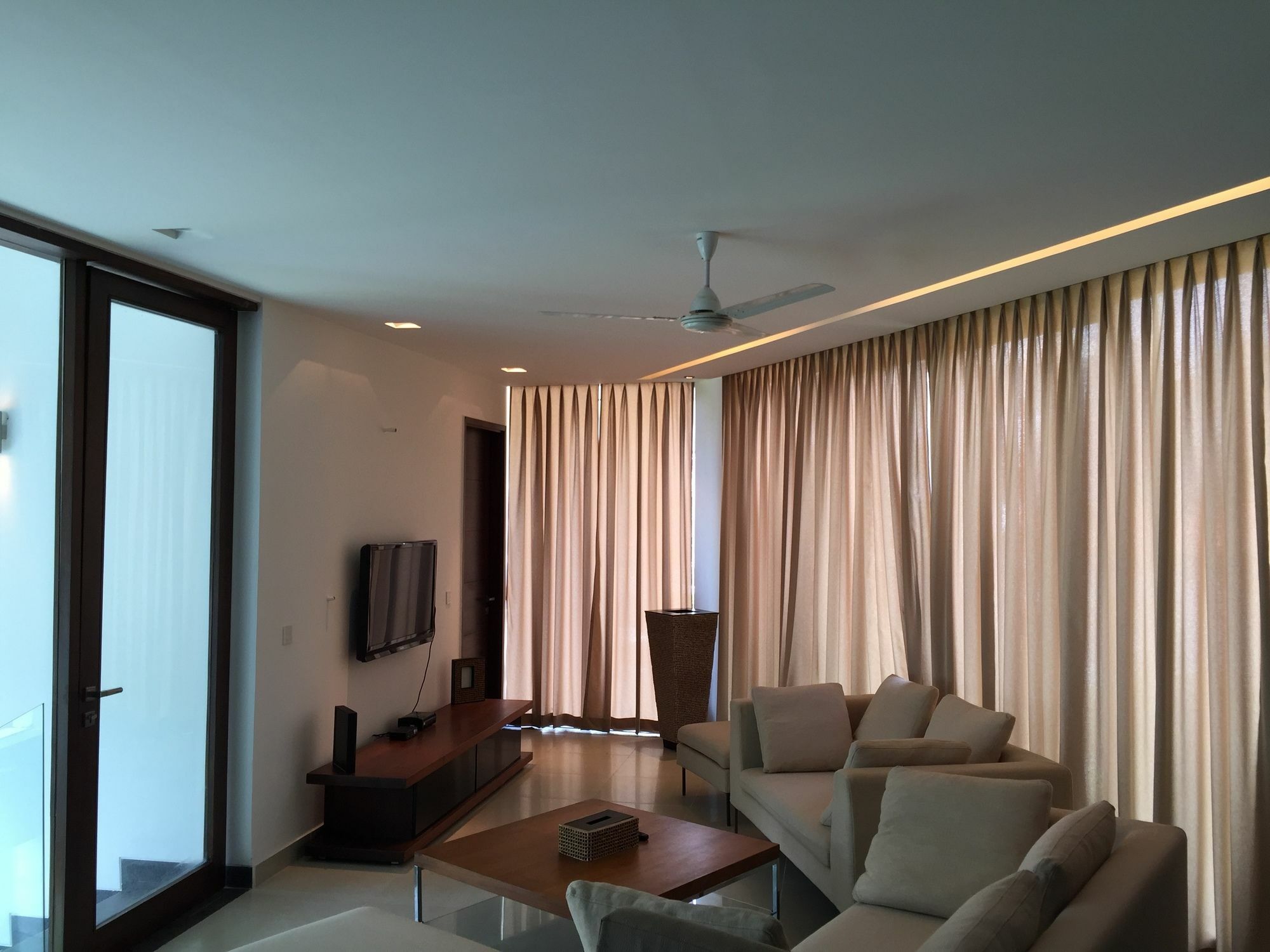 Hotel Calem Grove Candolim Exterior foto
